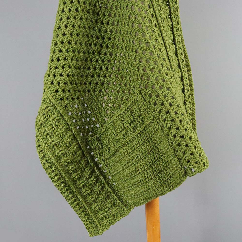 Textures and Grannies Pockets Shawl Crochet Pattern