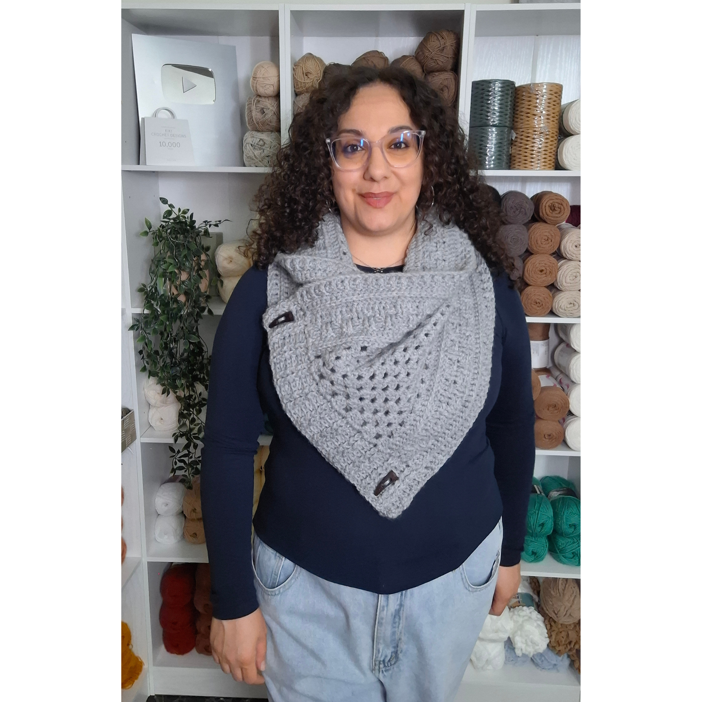Textures and Grannies Cowl Crochet Pattern (PDF + Video Tutorial)