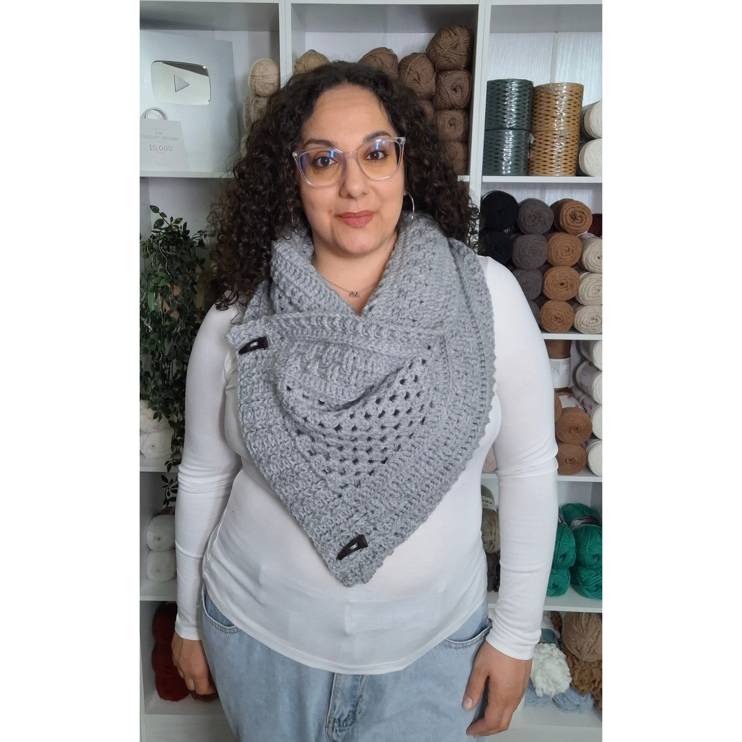Textures and Grannies Cowl Crochet Pattern (PDF + Video Tutorial)