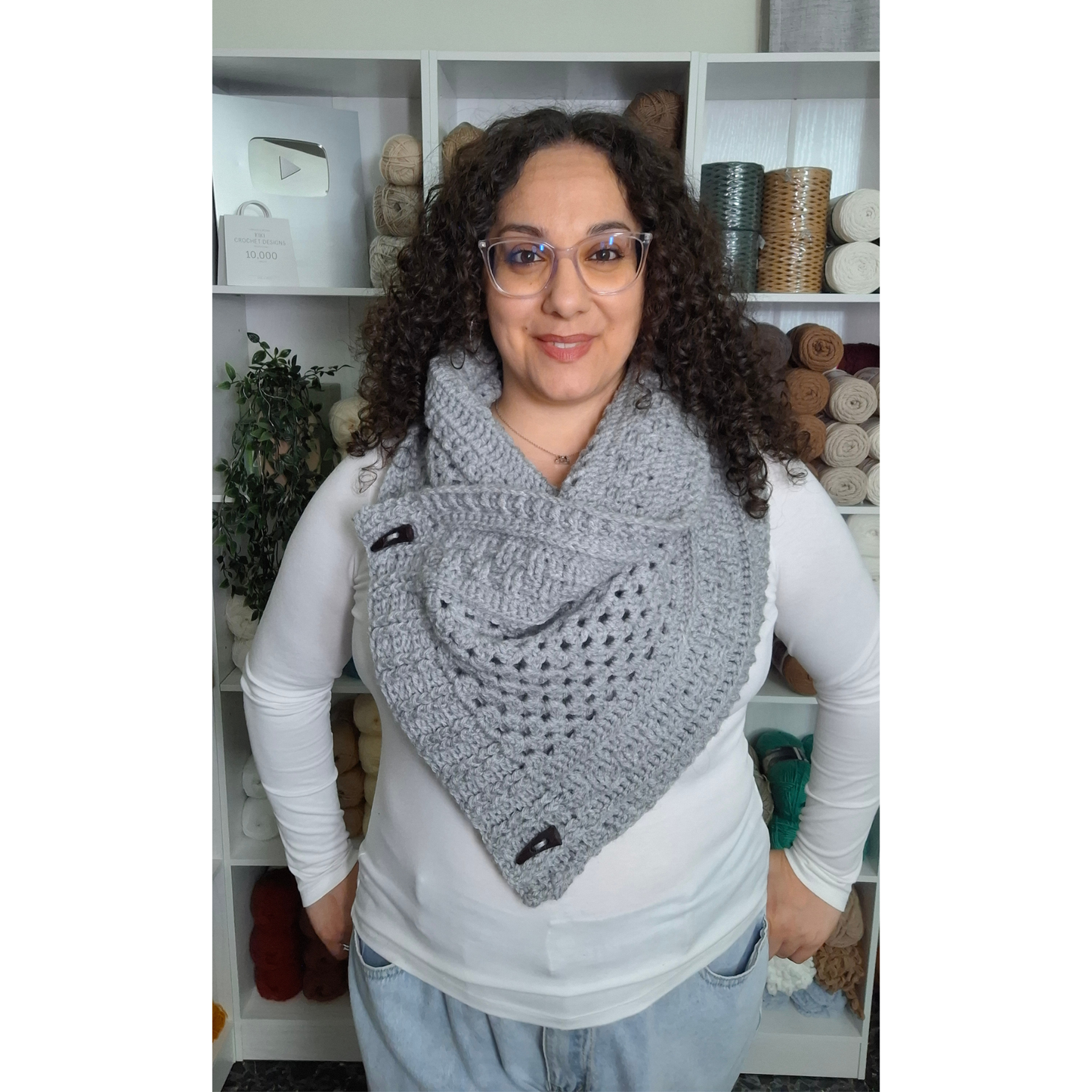 Textures and Grannies Cowl Crochet Pattern (PDF + Video Tutorial)