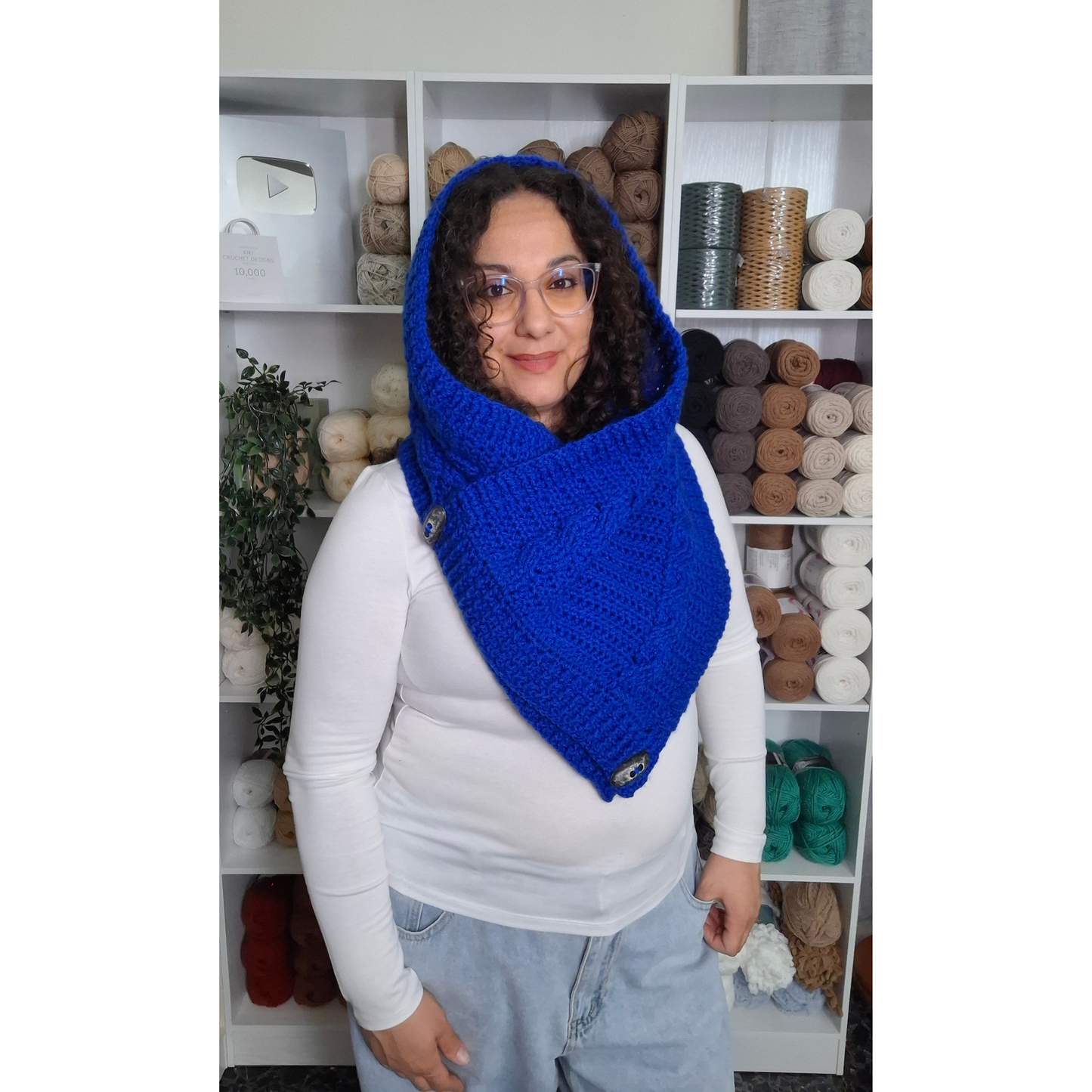 Royal Cables Cowl Crochet Pattern (PDF + Video Tutorial)