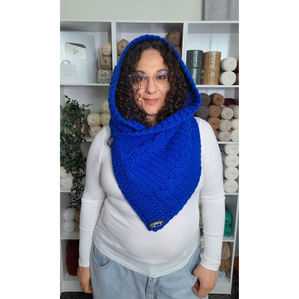 Royal Cables Cowl Crochet Pattern (PDF + Video Tutorial)