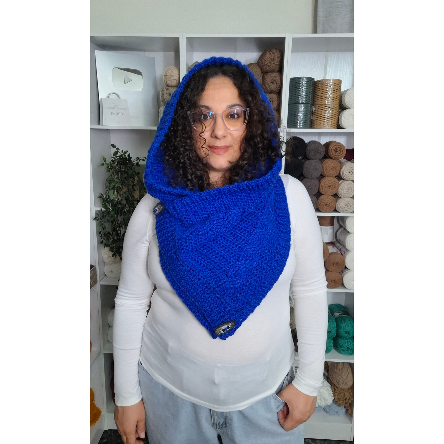 Royal Cables Cowl Crochet Pattern (PDF + Video Tutorial)
