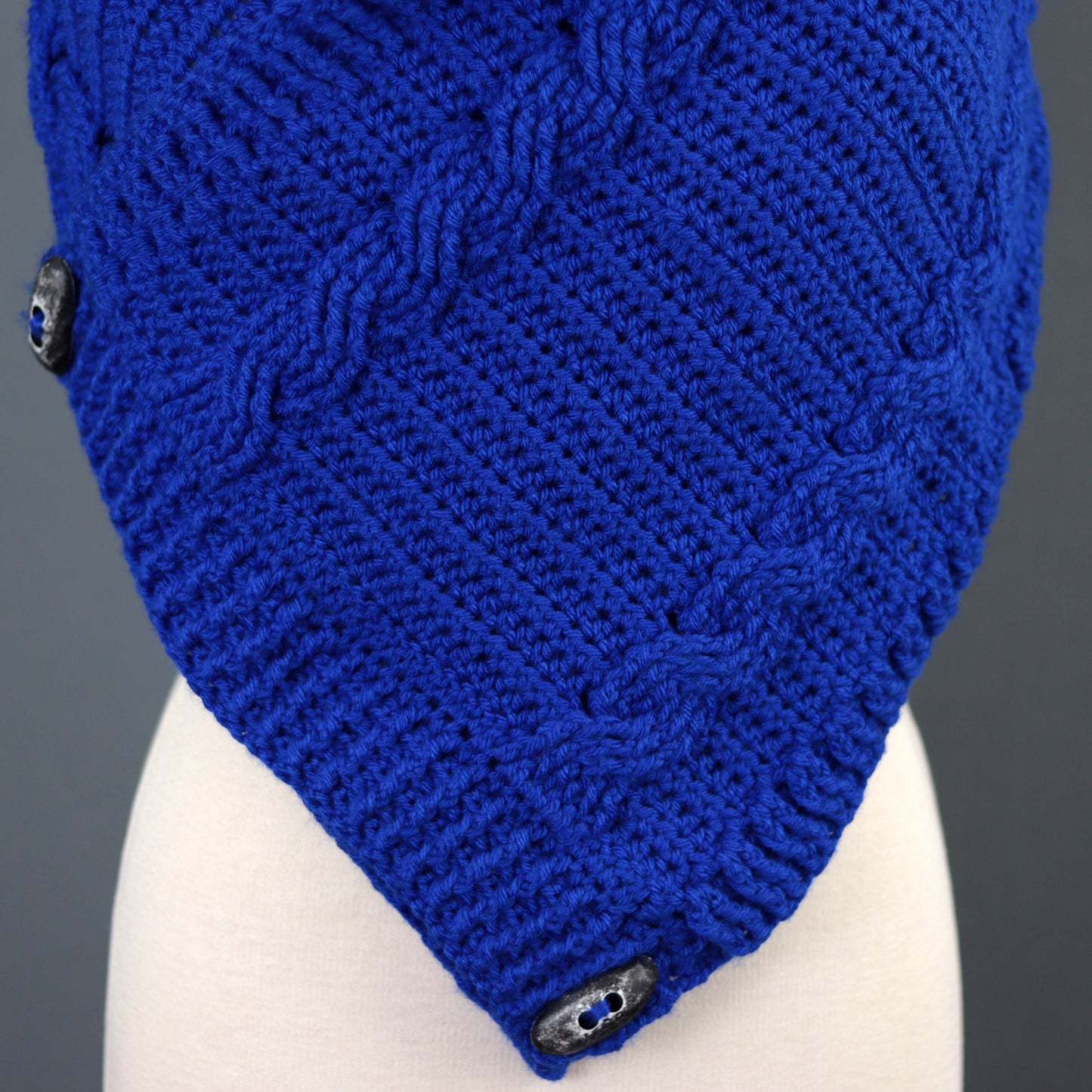 Royal Cables Cowl Crochet Pattern (PDF + Video Tutorial)
